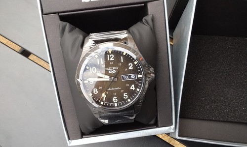 Seiko sports srpg41k1 bnwt - 5,