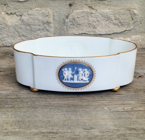 Vintage vista alegre classical - vintage,