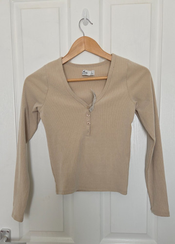 Hollister ribbed beige top