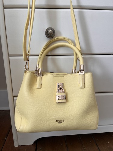 Stunning pastel yellow - pastel, dune