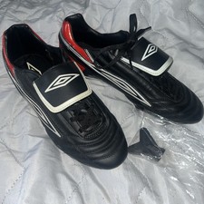 Umbro Andes SG Black Red