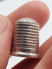 Lovely vintage thimble stamped - vintage,
