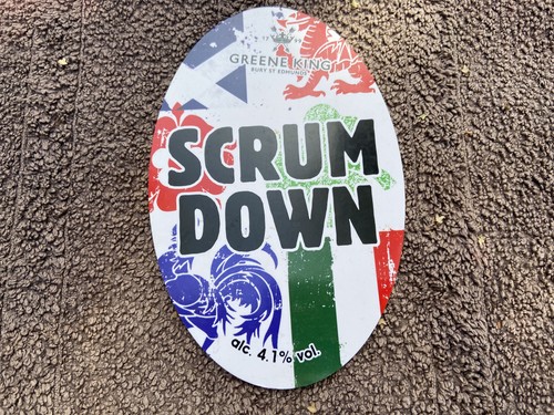 Rugby beer pump clip - clip., scrum