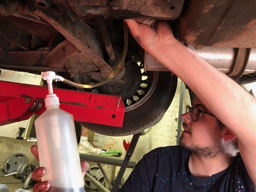 Gear box lube oil - gear,