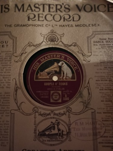 Gracie fields couple o - fields,