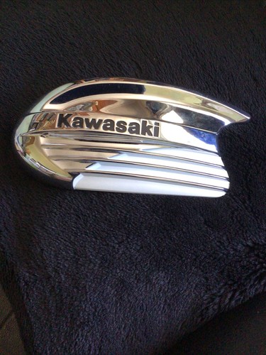 Kawasaki w650 left tank badge - kawasaki,