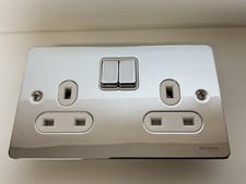 SCHNEIDER ULTIMATE Switched