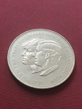 One Crown 1981 Royal  Wedding The Prince of Wales and Lady Diana