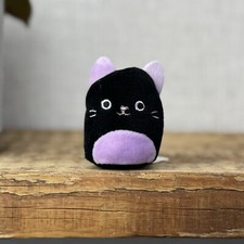 Squishmallow Squishville - Tiny Black/Purple Cat Autumn Tiny Squish Cat 2”