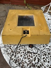 Incubator for Hatching