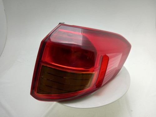 Suzuki vitara tail light rear - suzuki,