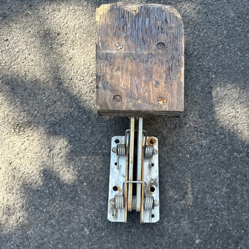 Aluminium outboard bracket - outboard,