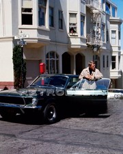 Steve McQueen as Frank Bullitt