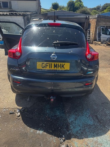 Nissan juke 2011 rear bumper - nissan,