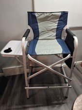 30" Tall Directors Chair With Carry Bag And Retractable Side Table
