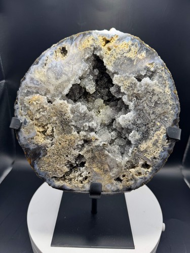 Large brazilian agate geode - brazilian,