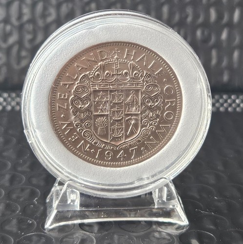 1947 new zealand half crown - half,