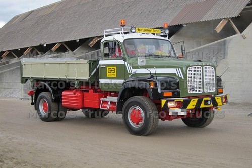 Truck photo saurer d330b - saurer,