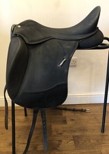 18” Wintec Pro New Shape Contour Block Dressage Saddle Adjustable 