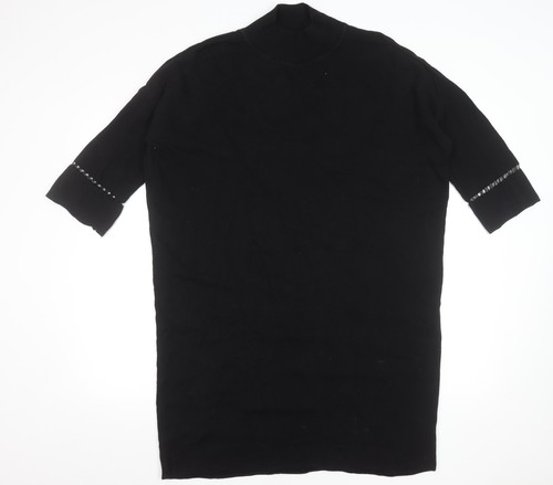 This sophisticated black