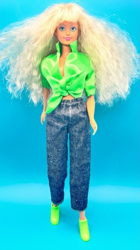 Vintage sindy doll with rare - vintage,