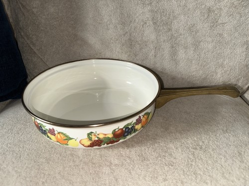 Vintage enamelware skillet - enamelware,
