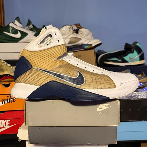 Nike hyperdunk size white - 16.5,