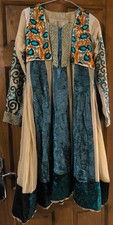 Indian three piece dress for women incl dupatta, churidar trousers and kameez