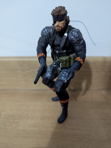 Medicom metal gear solid - medicom,