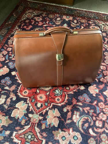 Dunhill large weekend - dunhill,