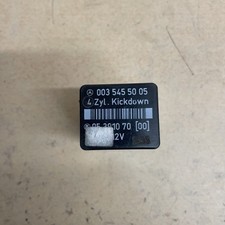A0035455005 Mercedes 4 Cylinder Fuel Pump Relay