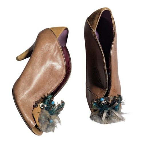 Poetic licence taupe - licence,