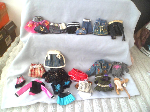 Bundle bratz dolls clothes - ,
