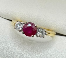 18ct Gold 0.30ct Ruby & 0.20ct Diamond Trilogy Ring - Size J 1/2