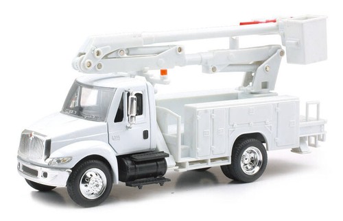 International 4200 line - 1:43,