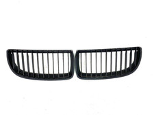 Front Grill radiator LEFT RIGHT for BMW E90 3er 318i 06-09 BM07018 OEM