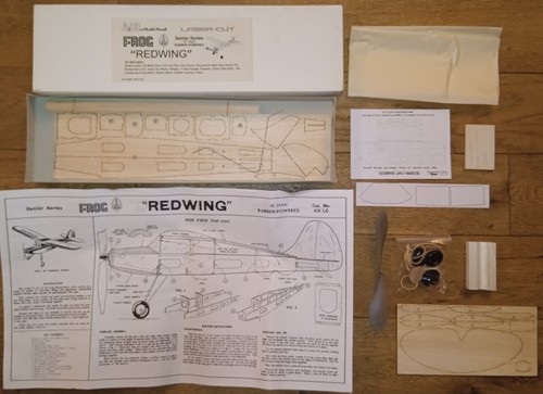 1950 frog redwing rubber - 1950's,