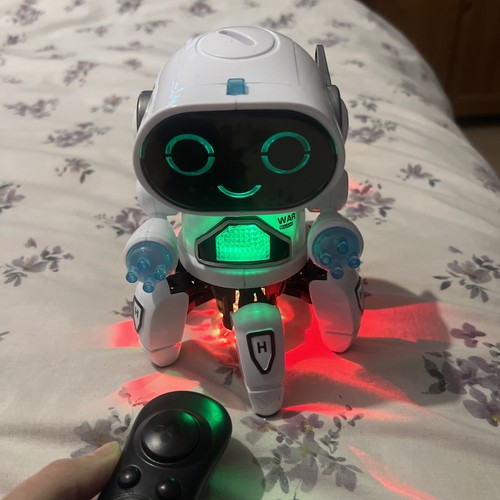 Walking robot bot pioneer - robot,