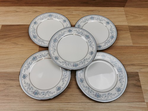 Noritake blue hill 25 - 5,