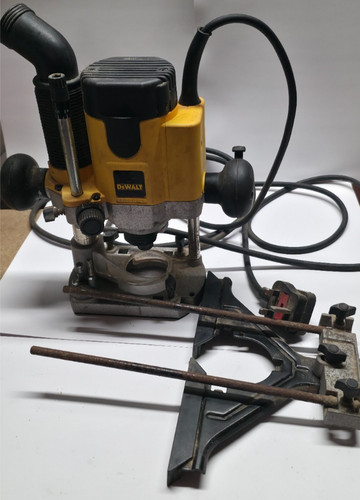 Dewalt dw621 plunge router - plunge,