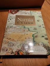 The Complete Chronicles of Narnia by C.S Lewis. Illustratrd: Pauline Baynes 