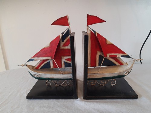 Boat bookends nautical - nautical,