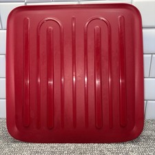 Vintage Rubbermaid RED Dish