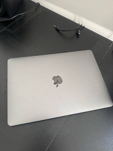 Apple macbook air 13in laptop - air,