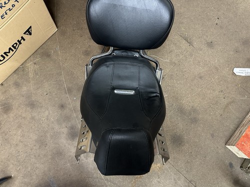 Harley davidson breakout rider - davidson,