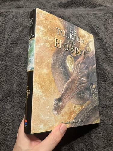 The hobbit tolkien - hobbit, by