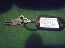 MultiFit MoneyBox Key. Fits Halifax, Lloyds, Barclays & all oval boxes listed.