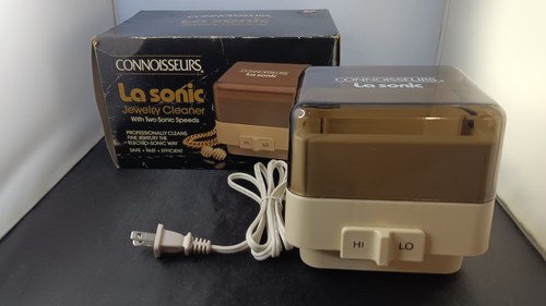 Connoisseurs sonic jewelry - connoisseurs, la