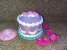 VINTAGE 1991 KENNER CUPCAKES TEA PARTY CAKE PLAYSET With Accessories Rare
