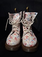 Dr. Martens 1460 Women's